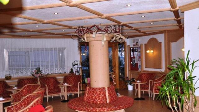 Hotel Piancastello Andalo Bagian luar foto