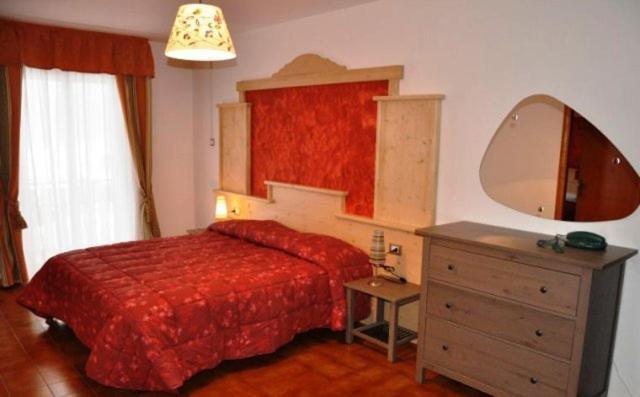 Hotel Piancastello Andalo Bagian luar foto