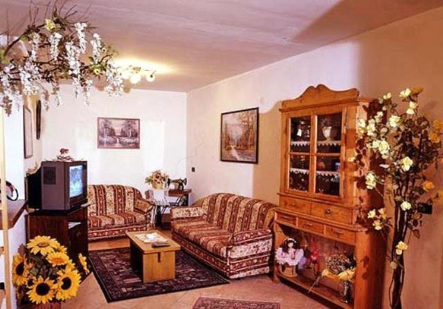 Hotel Piancastello Andalo Bagian luar foto