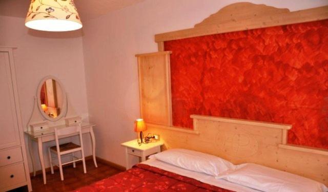 Hotel Piancastello Andalo Bagian luar foto